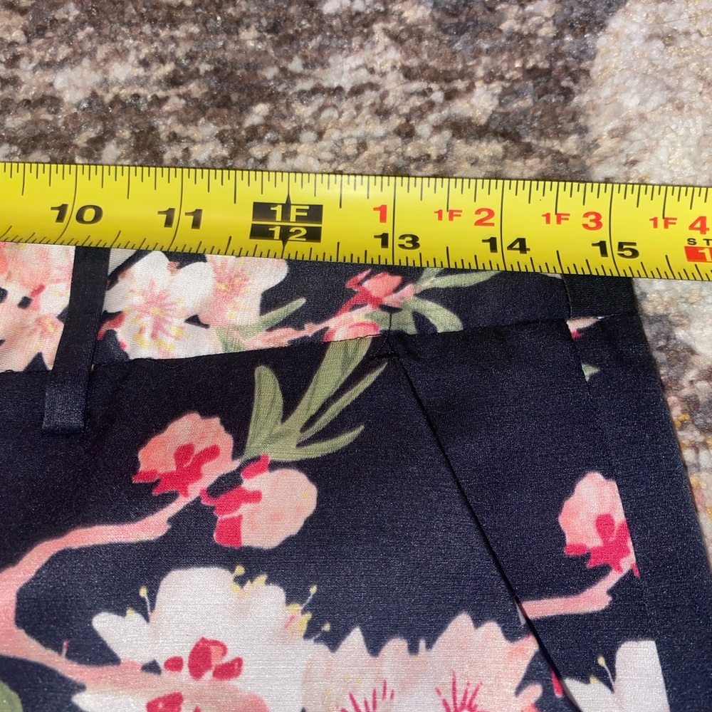 💎RARE💎NWOT JOIE Silk Blend Tailored Floral Pants, Size 2 - Picture 9 of 12